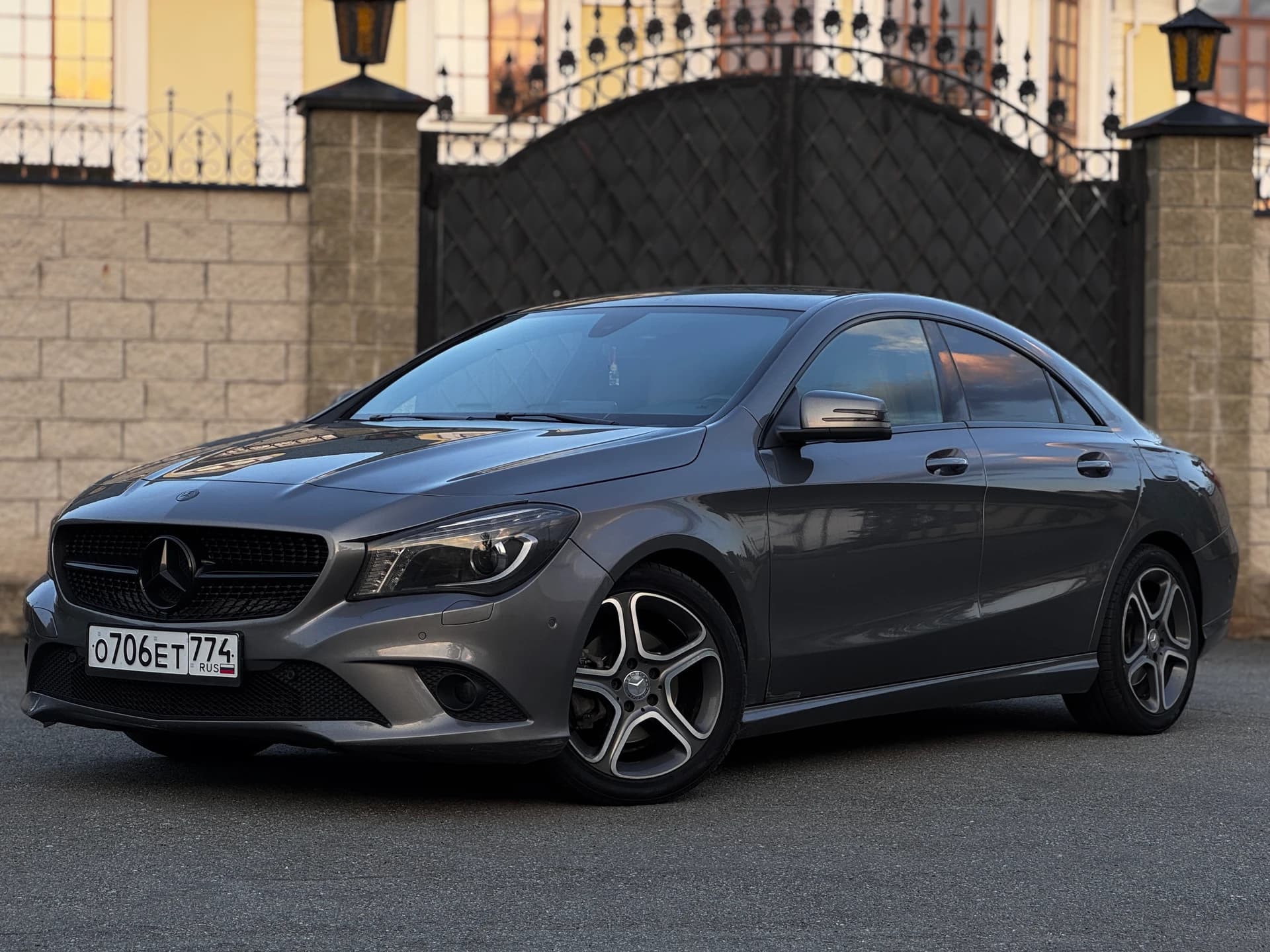 Mercedes Benz CLA